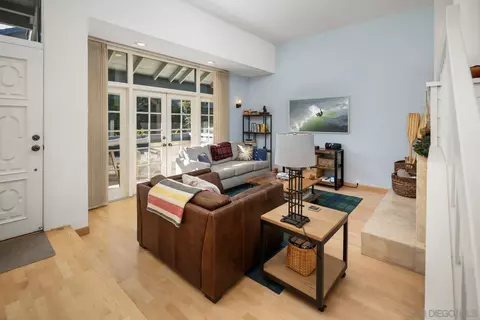 3177 Morning Way, La Jolla, CA 92037