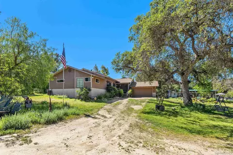 3856 Prairie Dr, Jamul, CA 91935 photo 2
