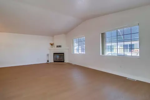 Living - 8301 Mission Gorge Rd #328, Santee, CA 92071 photo 4 of 6