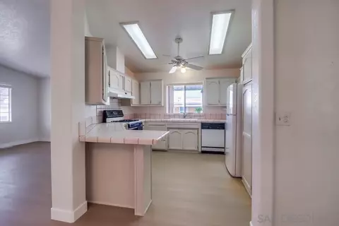 Kitchen - 8301 Mission Gorge Rd #328, Santee, CA 92071 photo 1 of 3