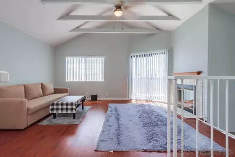 4527 Contour Blvd #4, San Diego, CA 92115