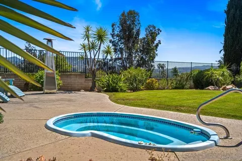 Exterior - 17109 Cloudcroft Dr, Poway, CA 92064 photo 9 of 18