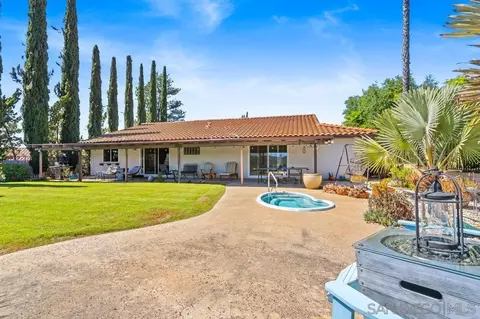 Exterior - 17109 Cloudcroft Dr, Poway, CA 92064 photo 8 of 18