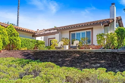 Exterior - 17109 Cloudcroft Dr, Poway, CA 92064 photo 2 of 18