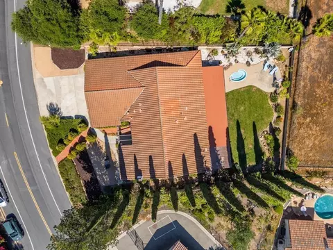 View/Area - 17109 Cloudcroft Dr, Poway, CA 92064 photo 2 of 8