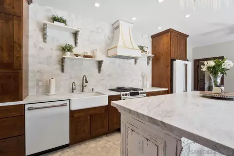 Kitchen - 4859 Highway 79, Julian, CA 92036 photo 3 of 4