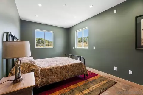 Bedroom - 4859 Highway 79, Julian, CA 92036 photo 6 of 8