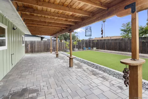 622 Ellen Ln, El Cajon, CA 92019 photo 5