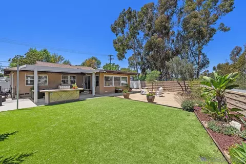 Exterior - 5953 Lubbock Ave, La Mesa, CA 91942 photo 2 of 10