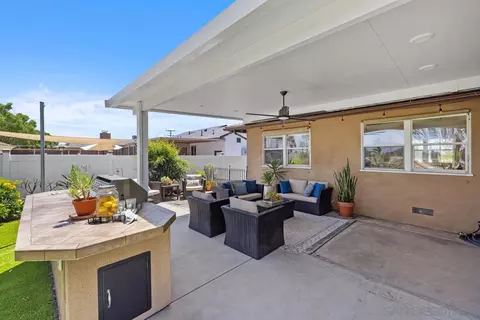 Exterior - 5953 Lubbock Ave, La Mesa, CA 91942 photo 5 of 10