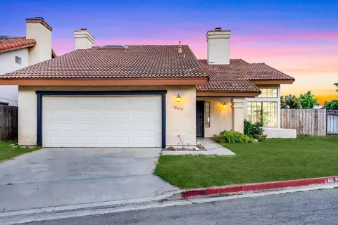 Exterior - 10059 Carissa Ln, Spring Valley, CA 91977 photo 2 of 6