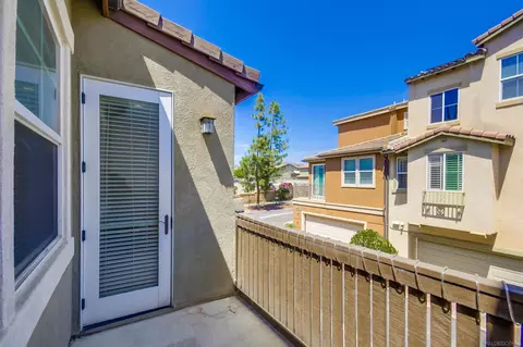 Exterior - 9810 Old Tree Ln, Santee, CA 92071 photo 3 of 4