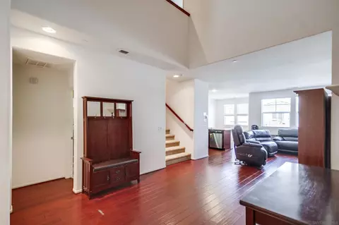 Entry Way - 9810 Old Tree Ln, Santee, CA 92071 photo 2 of 5