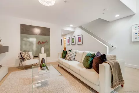 7530 Draper Ave #2, La Jolla, CA 92037