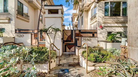 7530 Draper Ave #2, La Jolla, CA 92037 photo 2