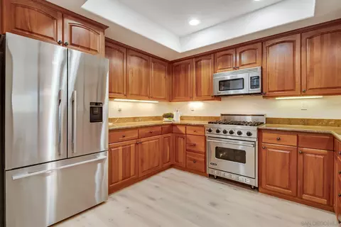 7530 Draper Ave #2, La Jolla, CA 92037 photo 8