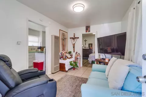 335 W 3rd, Escondido, CA 92025 photo 6