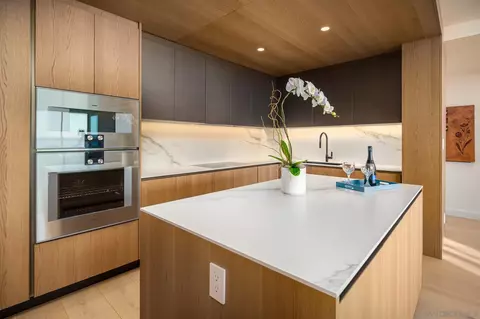 Kitchen - 939 Coast Blvd #4A, La Jolla, CA 92037 photo 2 of 2