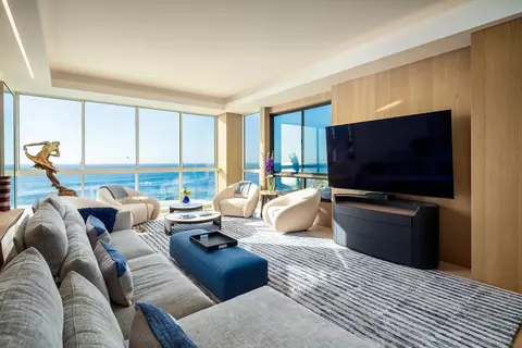 Living - 939 Coast Blvd #4A, La Jolla, CA 92037 photo 4 of 8