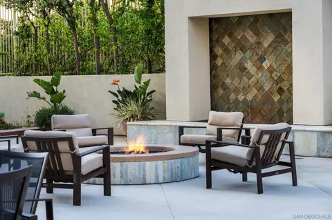 View/Area - 939 Coast Blvd #4A, La Jolla, CA 92037 photo 7 of 14