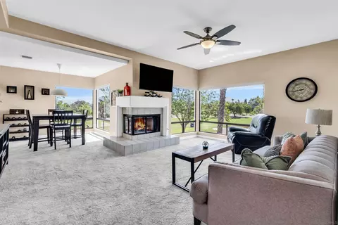 12132 Royal Birkdale Row #302E, San Diego, CA 92128