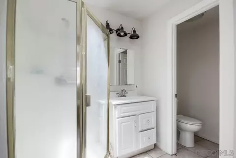 Bath - 12224 Lemon Crest Dr, Lakeside, CA 92040 photo 3 of 8