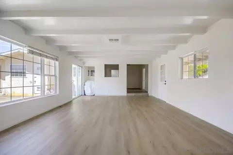 Living - 12224 Lemon Crest Dr, Lakeside, CA 92040 photo 5 of 9