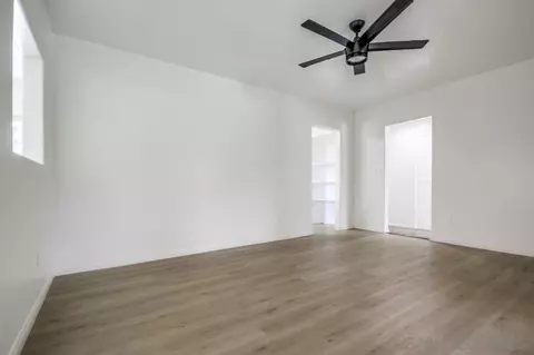 Living - 12224 Lemon Crest Dr, Lakeside, CA 92040 photo 7 of 9