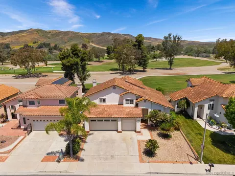 4568 Coronado Dr, Oceanside, CA 92057 photo 2