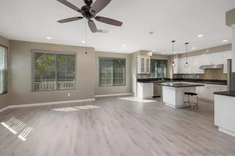 6013 Oakgate Row, La Jolla, CA 92037 photo 14