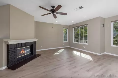 6013 Oakgate Row, La Jolla, CA 92037 photo 15