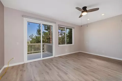 6013 Oakgate Row, La Jolla, CA 92037 photo 26