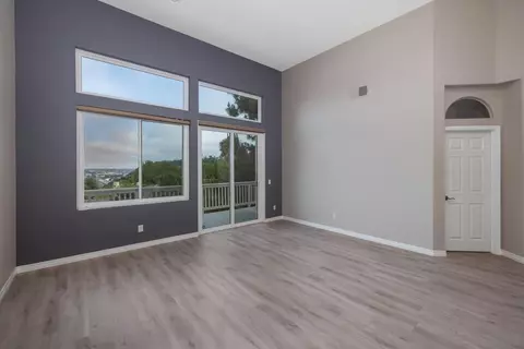 6013 Oakgate Row, La Jolla, CA 92037 photo 12