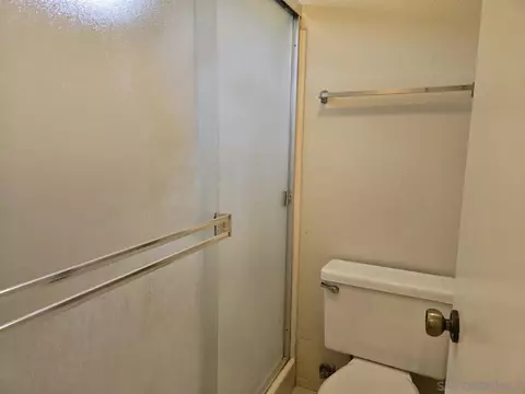 Bath - 9343 Lake Hill Rd, Santee, CA 92071 photo 2 of 2