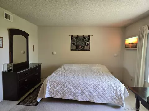 Bedroom - 9343 Lake Hill Rd, Santee, CA 92071 photo 2 of 3