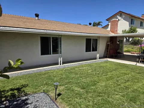Exterior - 9343 Lake Hill Rd, Santee, CA 92071 photo 6 of 7