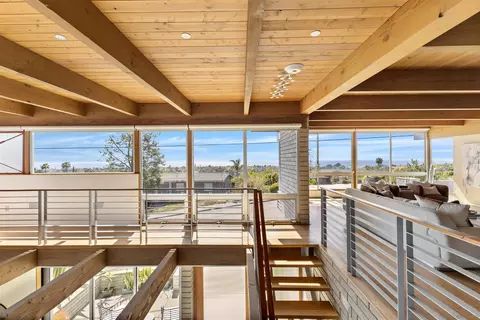 1635 Gascony Rd, Encinitas, CA 92024