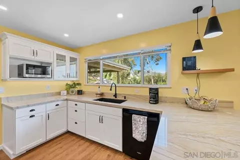 12220 Valhalla Dr, Lakeside, CA 92040 photo 18