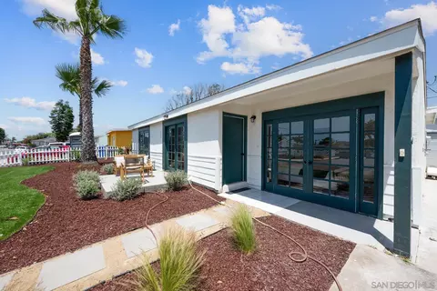 927 4th St, Imperial Beach, CA 91932