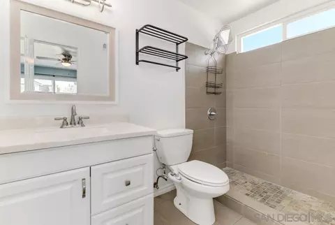 Bath - 554 7th St, Imperial Beach, CA 91932 photo 1 of 3