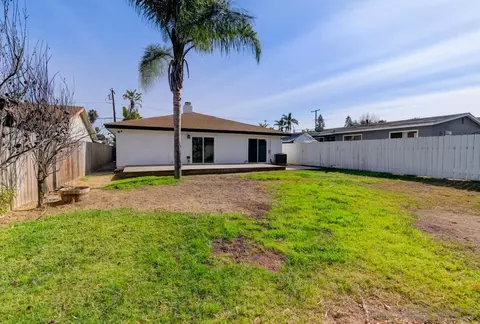 Exterior - 554 7th St, Imperial Beach, CA 91932 photo 3 of 5