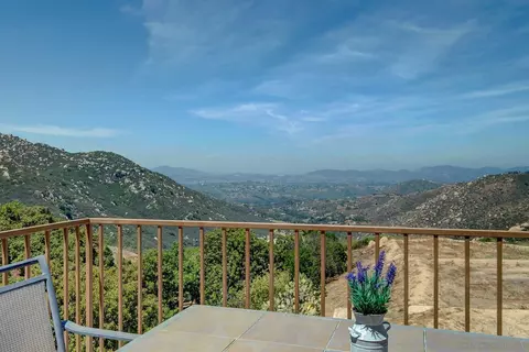 Exterior - 16677 Falcon Heights Rd, Ramona, CA 92065 photo 3 of 6