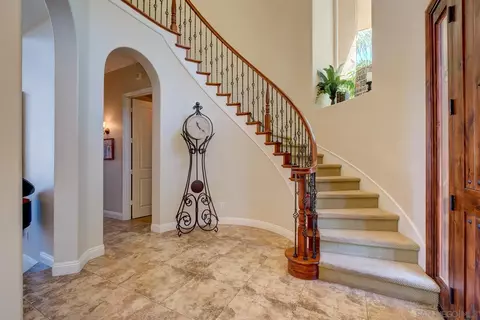 Entry Way - 16677 Falcon Heights Rd, Ramona, CA 92065 photo 2 of 4