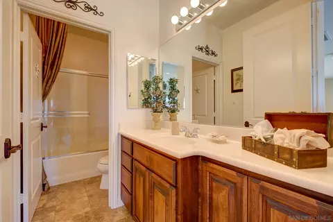 Bath - 16677 Falcon Heights Rd, Ramona, CA 92065 photo 6 of 6