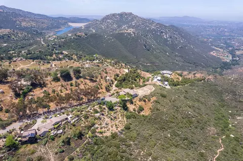 View/Area - 16677 Falcon Heights Rd, Ramona, CA 92065 photo 6 of 9