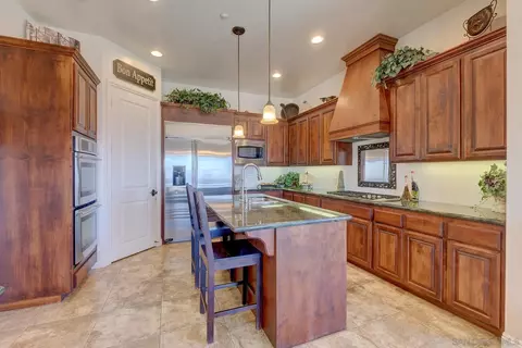 Kitchen - 16677 Falcon Heights Rd, Ramona, CA 92065 photo 1 of 4