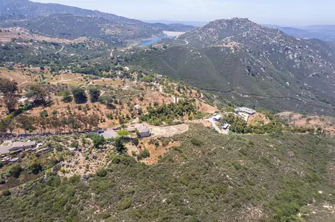 View/Area - 16677 Falcon Heights Rd, Ramona, CA 92065 photo 5 of 9