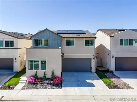108 Lipizzan Ln, Fallbrook, CA 92028 photo 2
