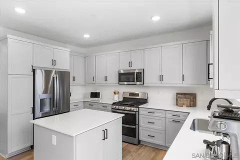 108 Lipizzan Ln, Fallbrook, CA 92028 photo 11