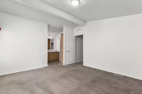 Bedroom - 14093 Pomegranate Ave #216, Poway, CA 92064 photo 1 of 4